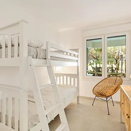 Apartment In Granados Playa