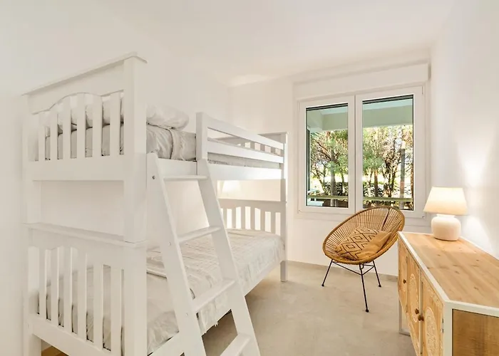 Apartment In Granados Playa